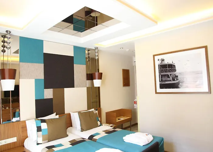 Collage Pera Hotel